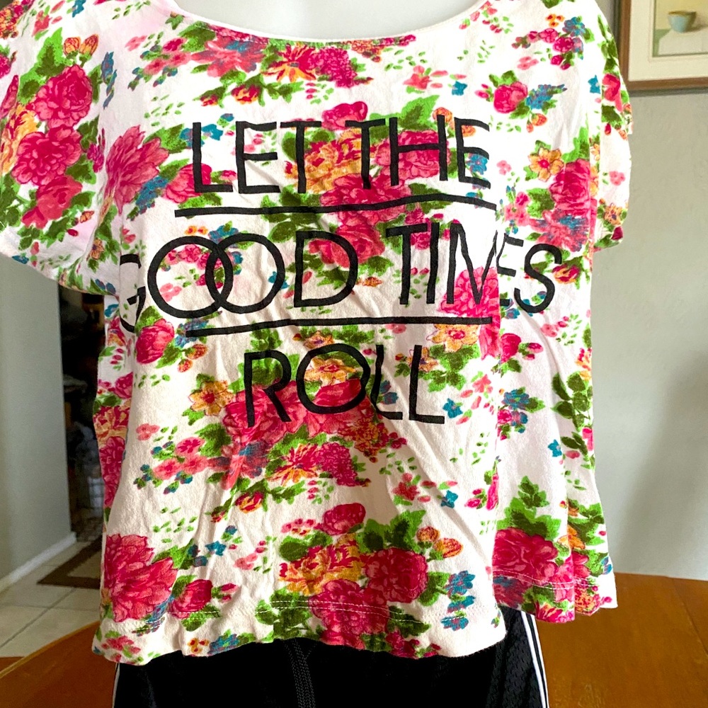 Women’s crop top